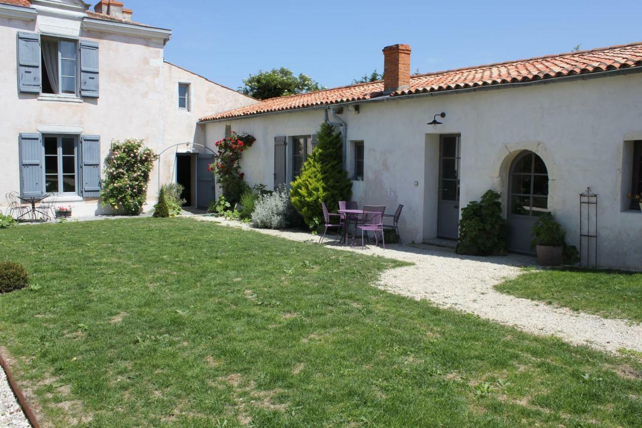 La Rochelle L'ile De Re Autrement Holiday home Nieul-sur-Mer